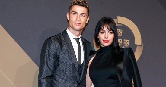 صور.. وصول كريستيانو رونالدو لحفل توزيع الأفضل فى البرتغال لعام 2017
