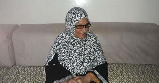 الأم المثالية بالبحر الأحمر: "كنت أصنع المخللات والفسيخ وابيعها كى أربى اولادى"