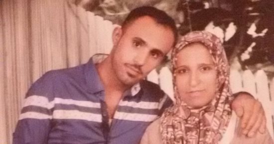 صور.. "الموت بلا ثمن" أحمد سافر 150 كيلو من أجل الرزق فعاد لأطفاله جثة مشوهة.. مافيا التنقيب أوهموا صاحب منزل أن علاج زوجته الممسوسة فى استخراج الآثار.. وأجبروا أحمد على الحفر حتى مات فى عمق 7 أمتار