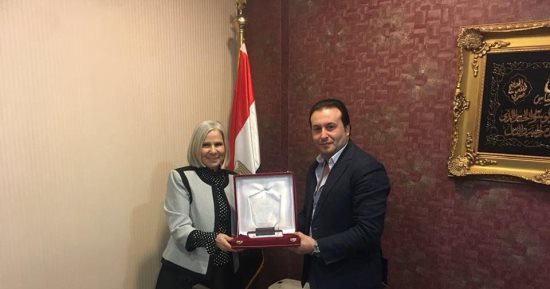 صور.. راديو النيل يكرم السفيرة هيفاء أبو غزالة