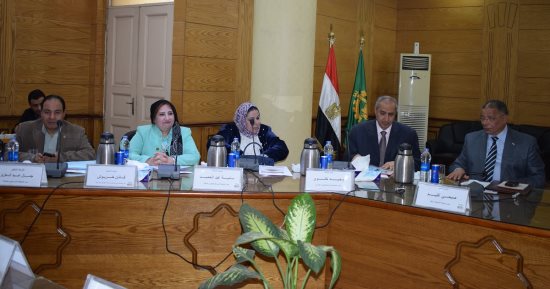 رئيس جامعة بنها يؤكد انتظام الدراسة ويعرب عن ثقته فى إقبال الطلاب على الانتخابات