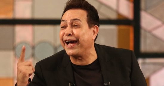 جنب عربية خضار وبيشرب شاى.. حكيم فى كواليس عمل فنى جديد