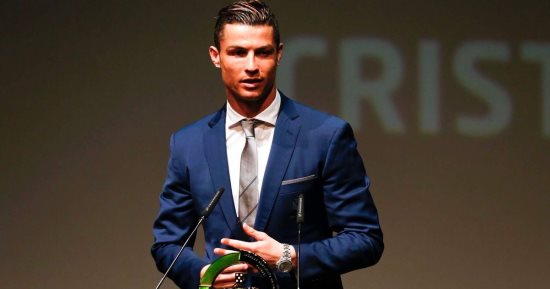 رسميا.. كريستيانو رونالدو أفضل لاعب فى البرتغال 2017