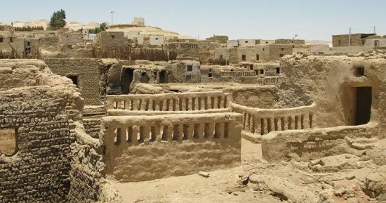 س وج.. كل ما تريد معرفته عن قرية البلاط الإسلامية بالوادى الجديد؟