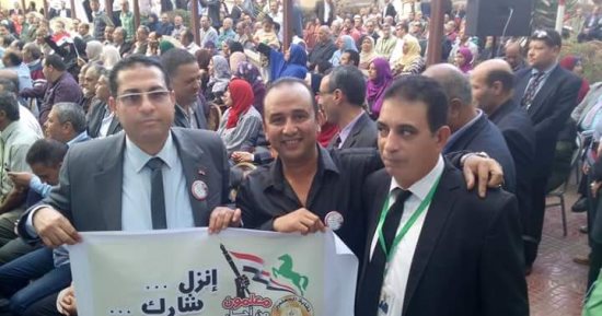 مسيرة معلمى الشرقية لتأييد الرئيس بهتافات "بالروح بالدم بنحب السيسى يا عم"