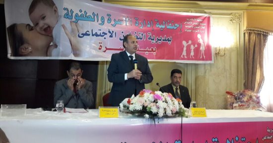 محافظ الإسكندرية: مستعدون لسباق انتخابات الرئاسة.. مازحا الأمهات: زودنا الحبر (فيديو)