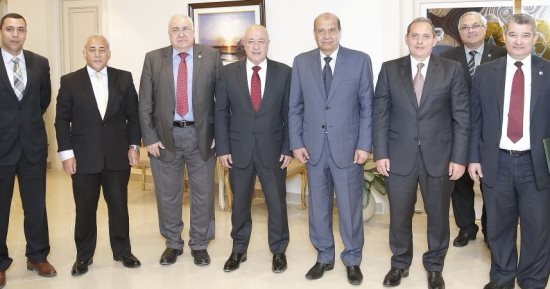 البنك الأهلى يتعاقد مع الهيئة العربية للتصنيع على توريد لمبات "ليد" لفروعه