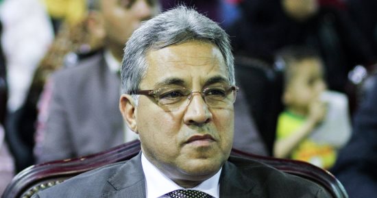بعد غياب 5 رؤساء لجان.. السجينى ممازحا رئيس البرلمان: "المفروض آخد جايزة" 