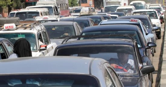 النشرة المرورية.. كثافات متوسطة بمحاور القاهرة والجيزة 