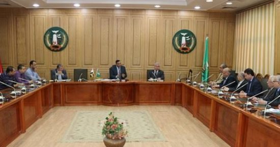 سكرتير عام المنوفية يضع اللمسات النهائية لاستعدادات المدارس للإنتخابات الرئاسية