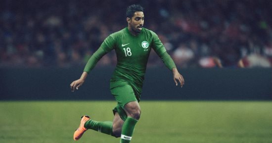 الكشف عن طاقم منتخب السعودية فى كأس العالم.. صور