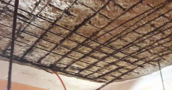 تشكيل لجنة هندسية لمعاينة انهيار سقف عقار تسبب فى إصابة 5 أشخاص بالإسكندرية