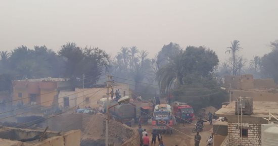 محافظ الجيزة: صرف 10 آلاف جنيه تعويض لكل منزل محترق بالواحات البحرية