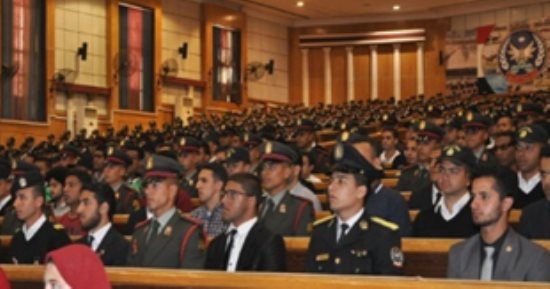 رئيس أكاديمية الشرطة لطلاب الجامعات: نبنى وطنا قويا عصىيا على الانكسار