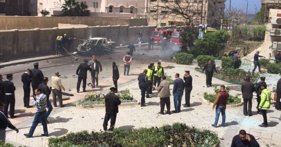 مدير أمن الإسكندرية يتوجه لزيارة مصابى حادث انفجار السيارة المفخخة