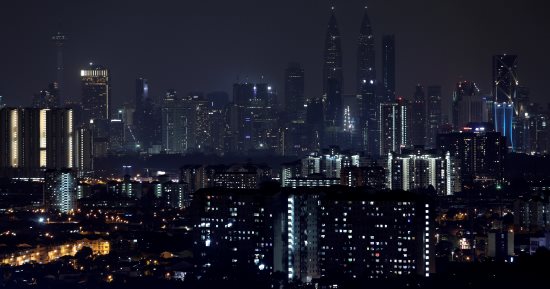 ساعة الأرض .. الإسكندرية تشارك فى أكبر حدث بيئى عالمى بإطفاء الأنوار