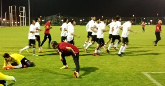 صور.. جمل تكتيكية وتدريب بدنى فى مران المنتخب الأولمبى