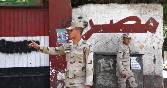 ننشر صور انتشار القوات المسلحة لتأمين الانتخابات الرئاسية فى القاهرة والجيزة