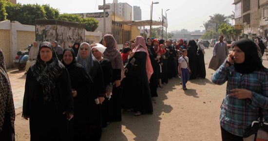سوزان بدوى تكتب  : أيها السادة .. للشعب إرادة      