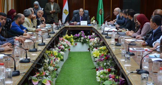 محافظ الدقهلية يتابع خطوات وإجراءات تنفيذ منظومة الكاميرات المرورية