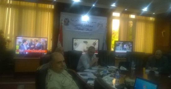 صور .. غرفة عمليات محافظة الأقصر تتابع الانتخابات وتوافد الناخبين على التصويت 