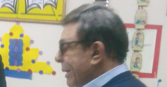 الفنان سمير صبرى يدلى بصوته فى لجنة المدرسة القومية بالزمالك