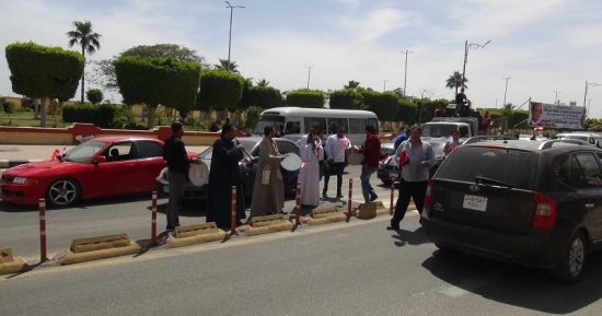 صور.. مسيرة بالسيارات والمزمار بالسويس للحث على المشاركة بالانتخابات