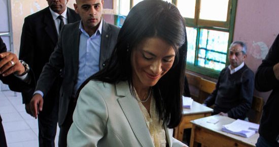 وزيرة السياحة تشيد بمشاركة المرأة فى الانتخابات ودورها فى رسم مستقبل مصر