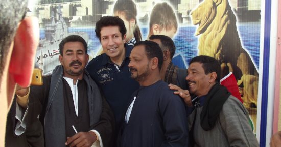 صور.. هانى رمزى يدلى بصوته فى الانتخابات الرئاسية بالتجمع الخامس