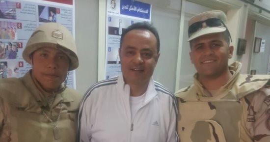 صور.. طارق يحيى يدلى بصوته فى الانتخابات الرئاسية