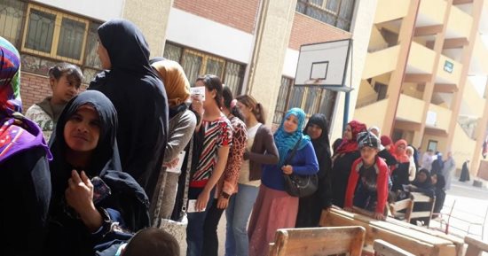 إقبال كبير من المواطنين على لجان الانتخابات بمركز ساحل سليم بأسيوط