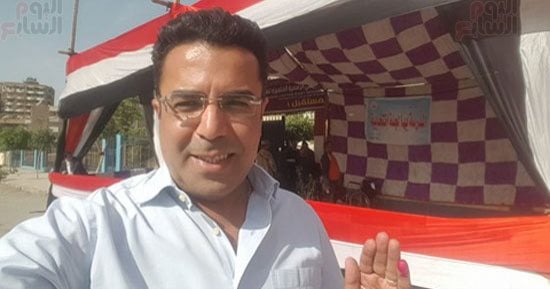 باسل عادل يدلى بصوته فى الانتخابات الرئاسية.. ويؤكد: واجب وطنى