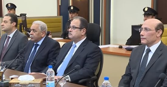 بلغة الأرقام.. النجاحات الأمنية تؤكد استمرار مجدى عبد الغفار وزيرا للداخلية بالتشكيل الجديد.. حاصر الإرهاب وفكك البؤر الإجرامية وطور الخدمات.. وضبط 19 ألف متطرف و1200 هارب من الإعدام وطور التسليح والتدريب