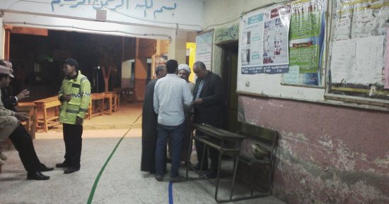 هدوء بلجان المطرية مع قرب غلق باب التصويت 