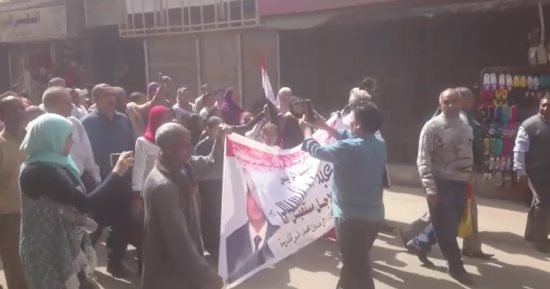 فيديو..مسيرة حاشدة لحث المواطنين على المشاركة فى الانتخابات