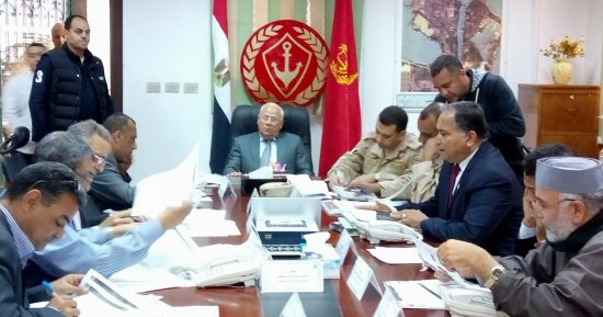 محافظ بورسعيد : انتظام جميع اللجان داخل 98 مركز انتخابى