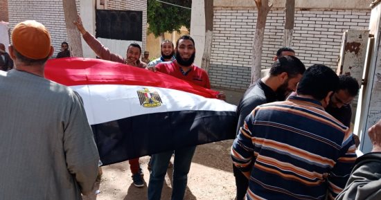 صور.. أعضاء حزب النور السلفى بالغربية يدلون بأصواتهم فى انتخابات الرئاسة