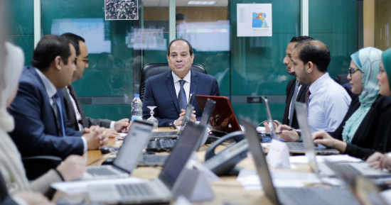 الرئيس السيسي يتابع نتائج الانتخابات من غرفة عمليات حملته الانتخابية