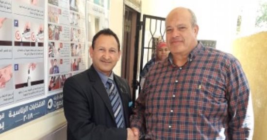 صور.. بطل العالم فى الجودو يدلى بصوته فى انتخابات الرئاسة بالإسكندرية