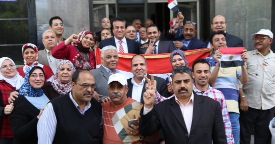 وزير التعليم العالى يحث موظفى الوزارة على المشاركة فى الانتخابات الرئاسية