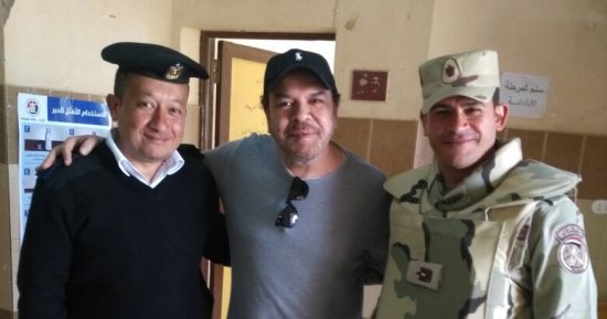 الفنان خالد عجاج يدلى بصوته فى الانتخابات الرئاسية بمدينة 6 أكتوبر