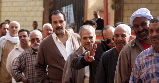 صور.. فتح أبواب لجان إمبابة للناخبين فى ثانى أيام الانتخابات‎