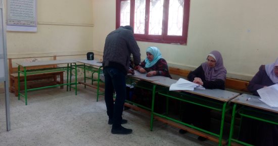 صور.. بدء إقبال الناخبين على اللجان الانتخابية بالدقهلية للإدلاء بأصواتهم