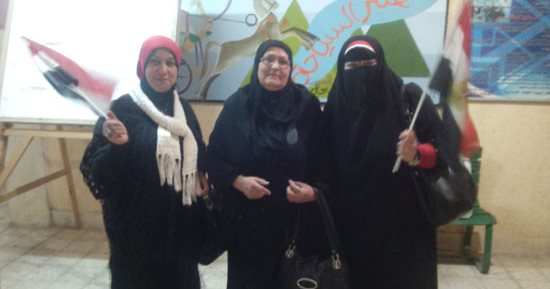 إقبال كبير من السيدات للإدلاء بأصواتهن فى الساعة الأخيرة بكفر الشيخ 