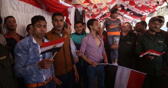احتشاد الناخبين على لجان دائرة منشأة القناطر فى بداية اليوم الثانى 