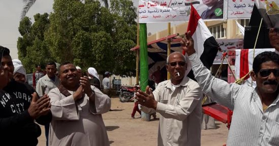 صور.. أجواء احتفاليه ومشاركة من كبار السن والسيدات بلجان الوادى الجديد