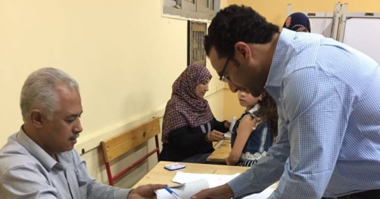 معاون وزير التموين بعد تصويته فى انتخابات الرئاسة: المشاركة واجب وطنى أصيل