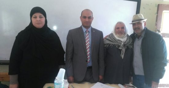 والد شهيد عقب الإدلاء بصوته فى انتخابات الرئاسة: شاركت من أجل رفعة مصر
