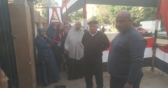 تواجد مكثف للناخبات فى اليوم الثانى بلجان حدائق القبة  
