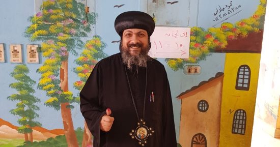 الأنبا مكارى يدعو المواطنين للتصويت فى الانتخابات الرئاسية 